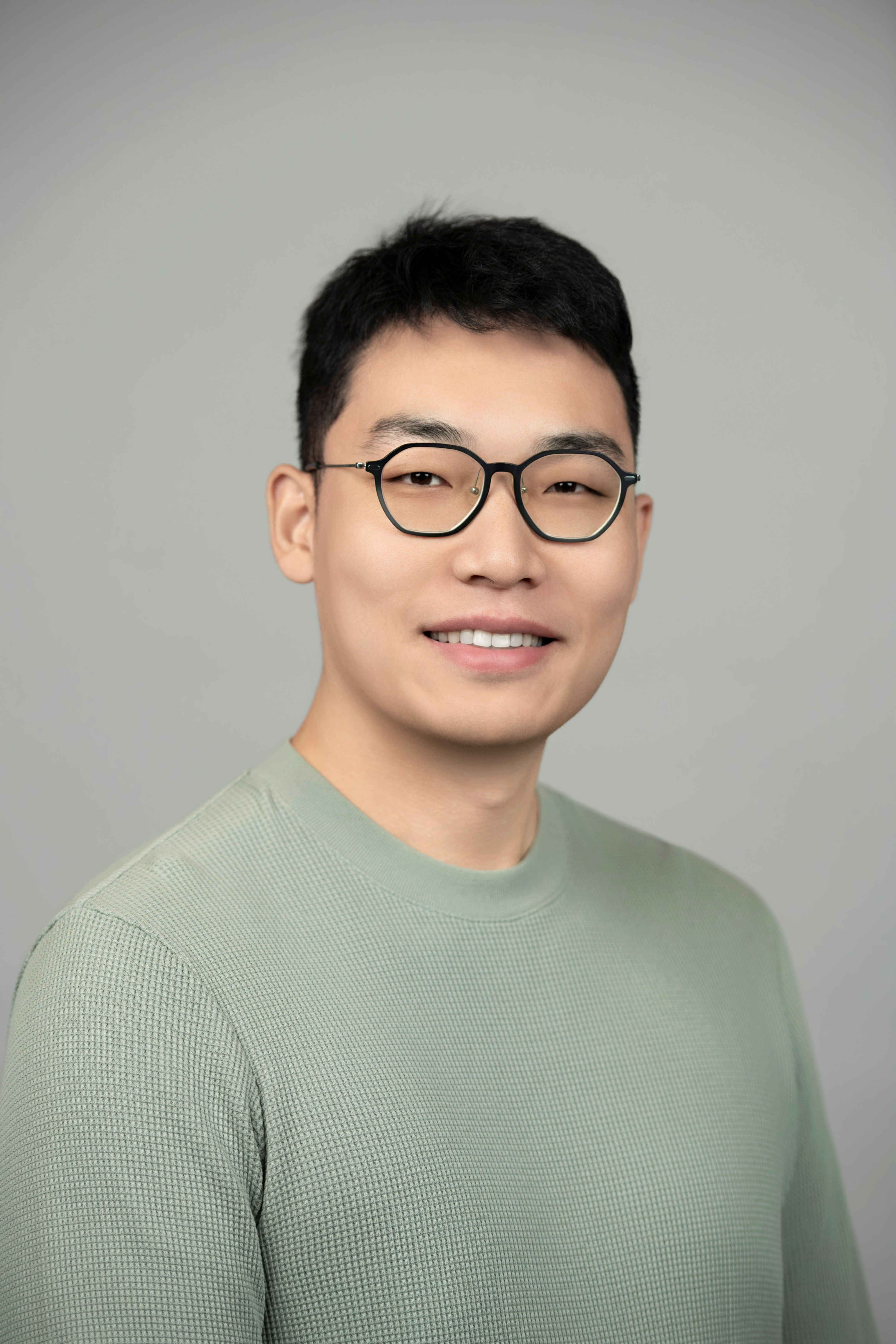 Yihao Xia